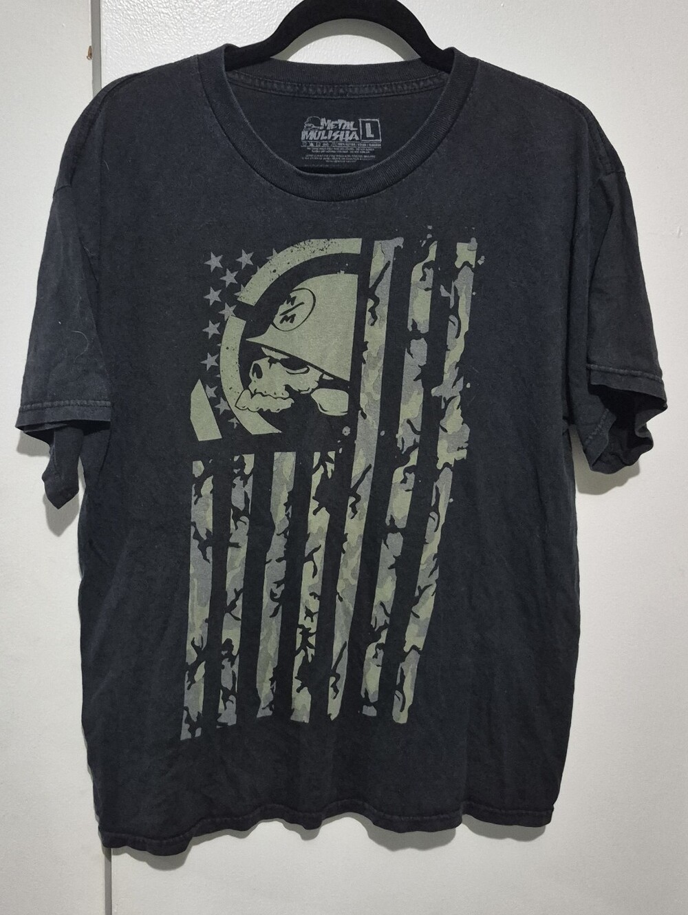 Metal Mulisha Men’s Large Skull American Flag Graphic T-Shirt